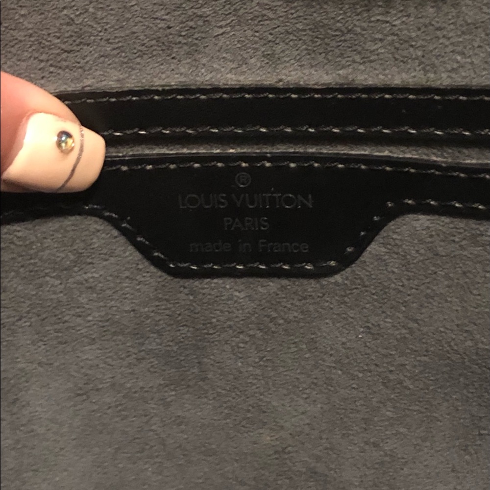 Authentic Louis Vuitton St. Jacques bag - Picture 17 of 17